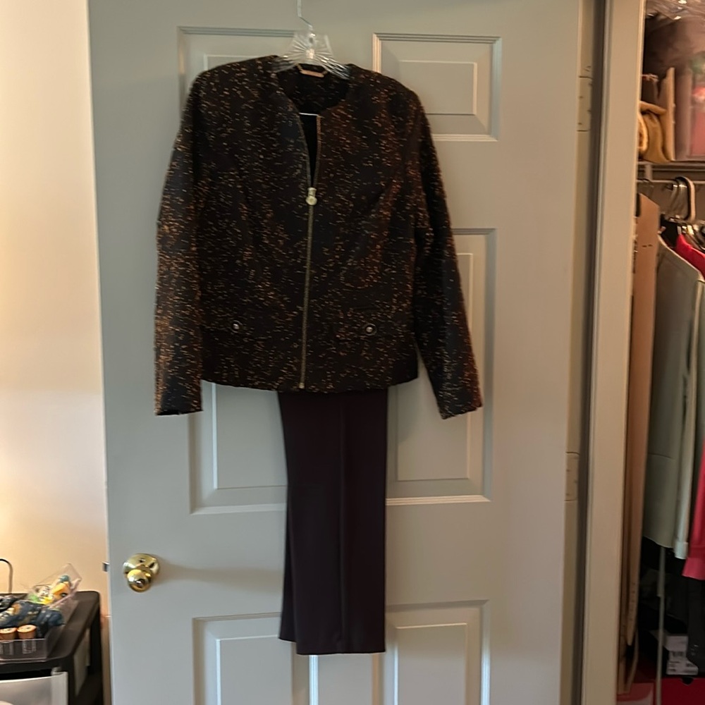 Pants suit ensemble size small jacket, brown stretch waist pants size small